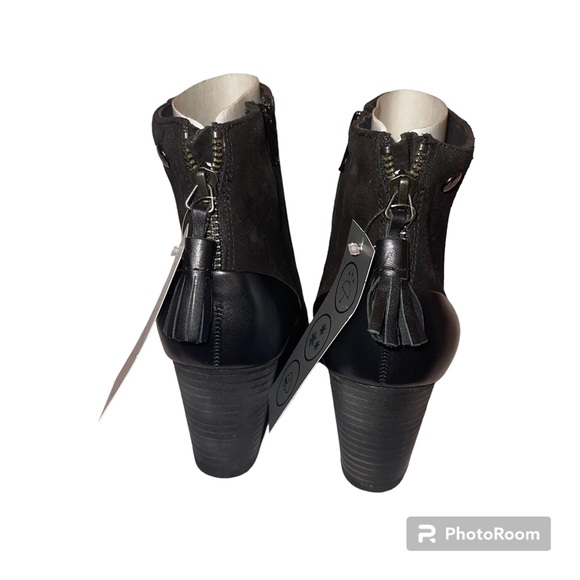 New Paul Green Jade Bootie Black Hydro Tim Water Resistant Women’s Size 7.5 - Picture 3 of 9